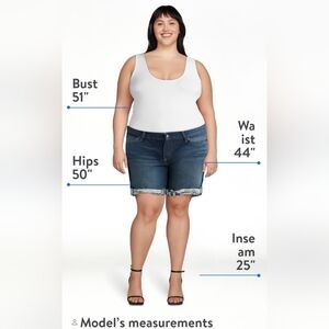 Sofia Jeans women's Gabriella Bermuda Mid Rise Distressed Shorts size 18 NWT